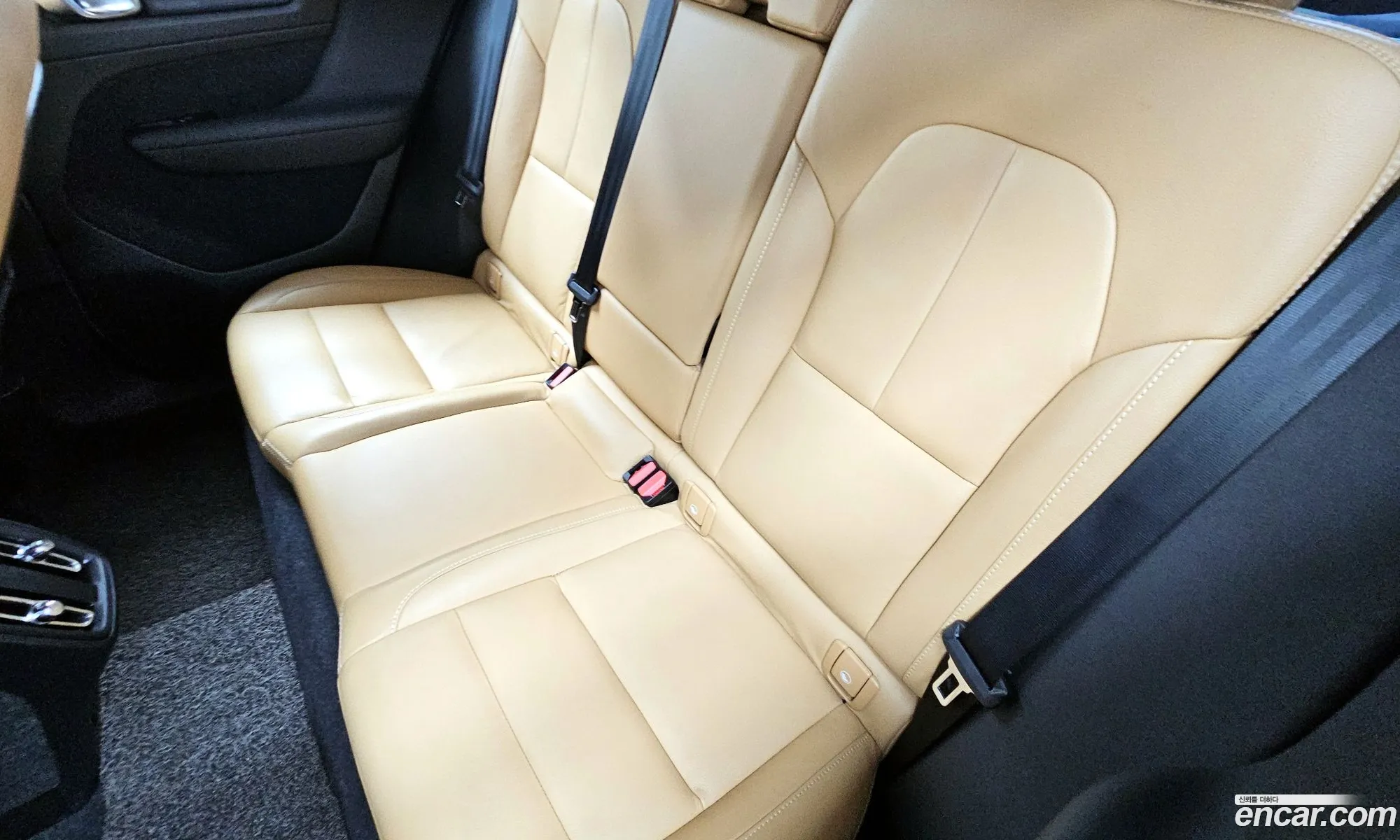 Volvo XC40 2020 YV1XZACACL2248507 — 28