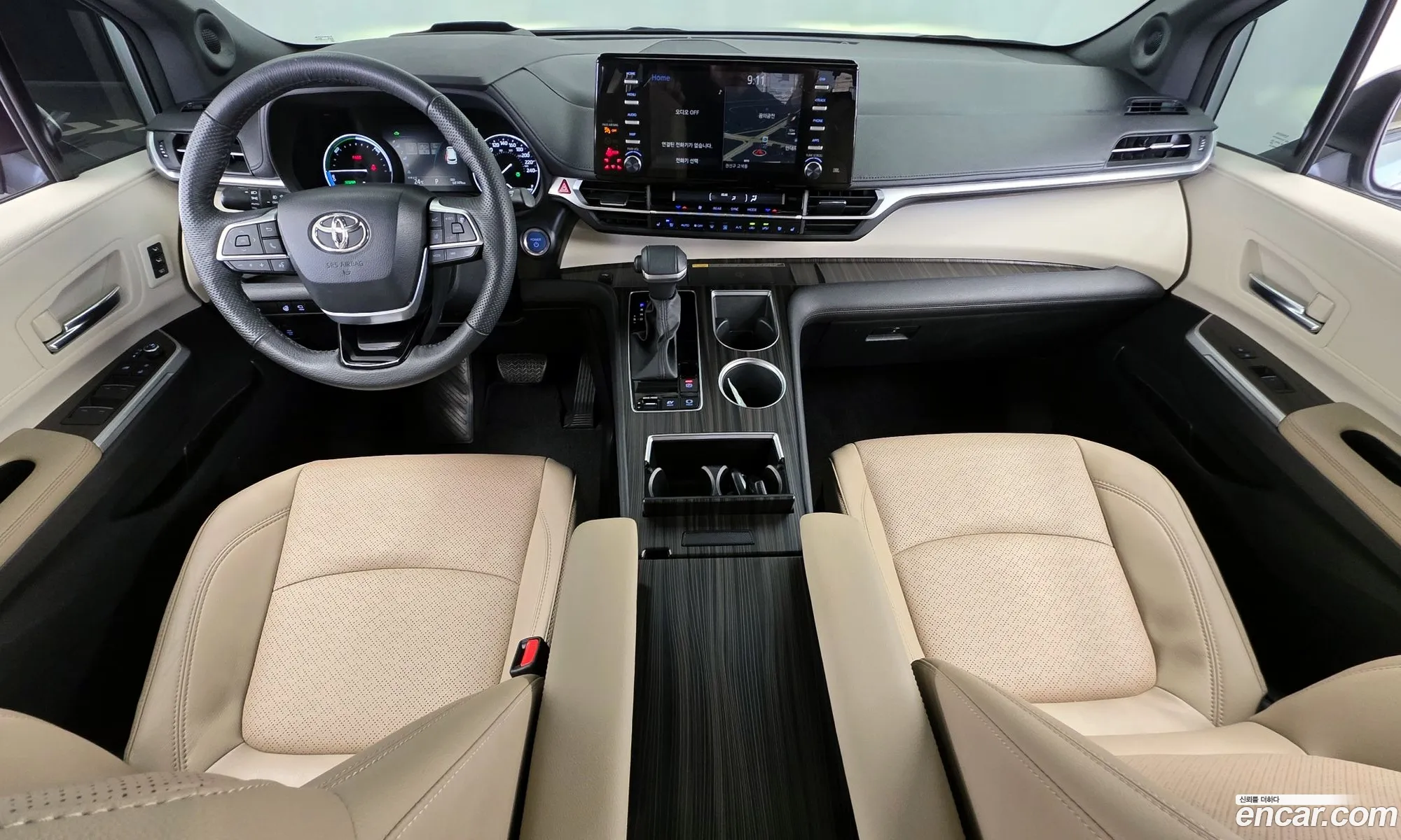 Toyota Sienna 2023 — 3