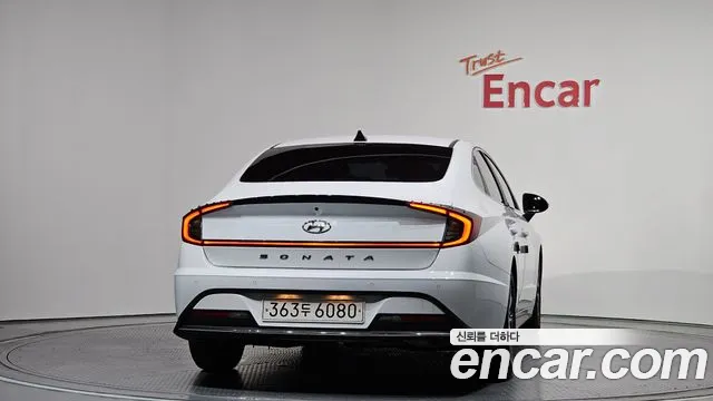 Hyundai Sonata Hybrid 2021 — 3