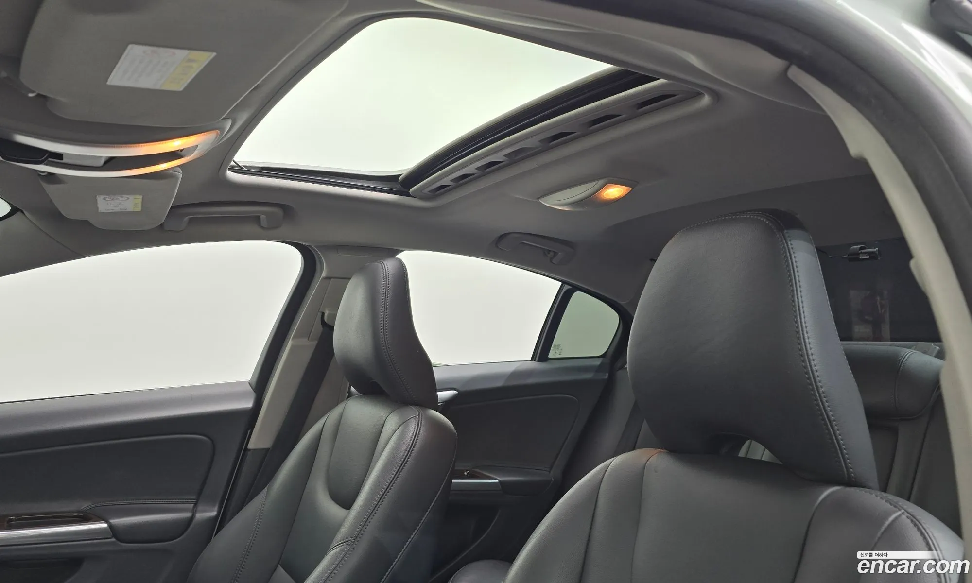 Volvo S60 2018 — 10