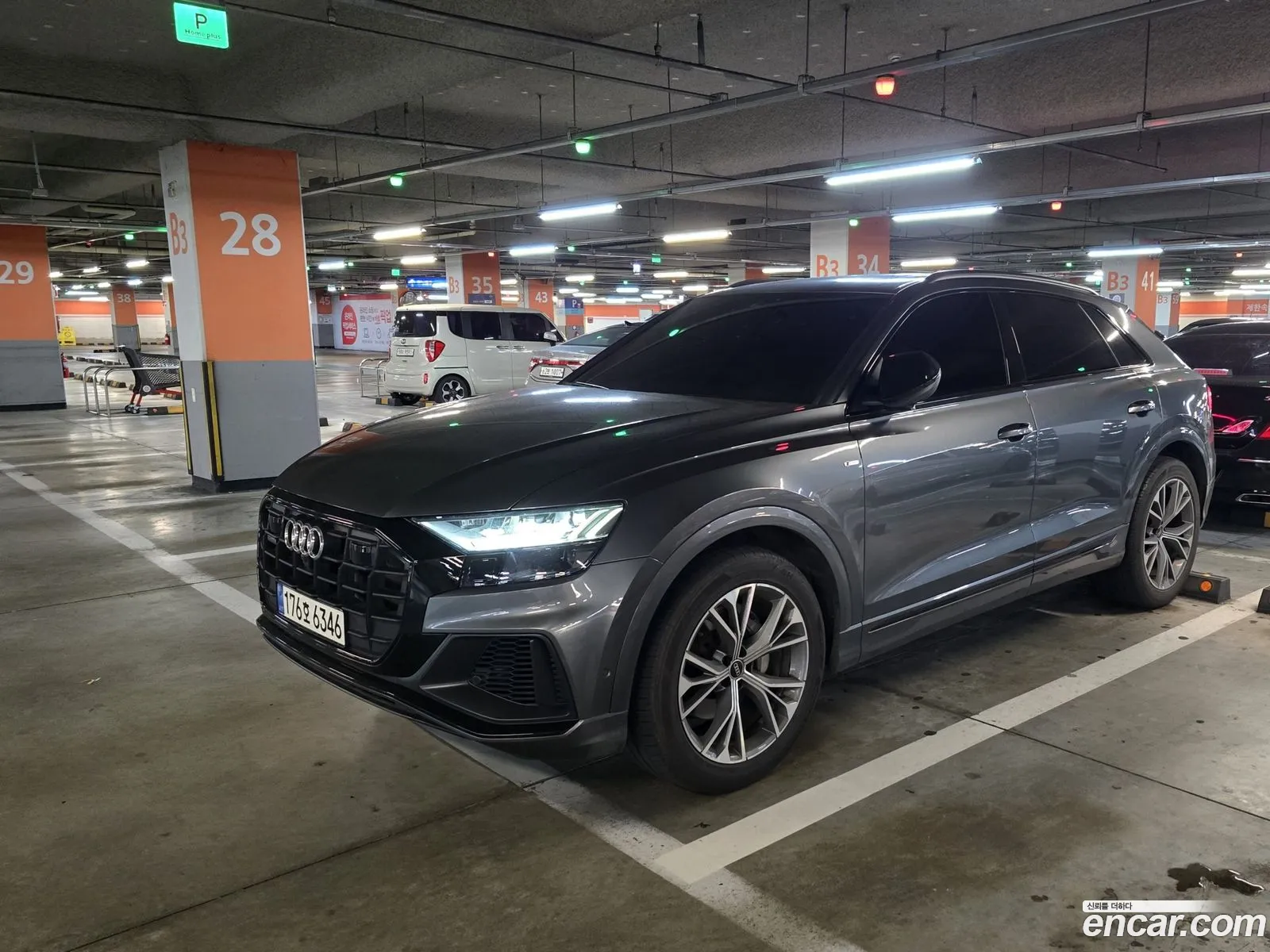 Audi Q8 2022 — 17