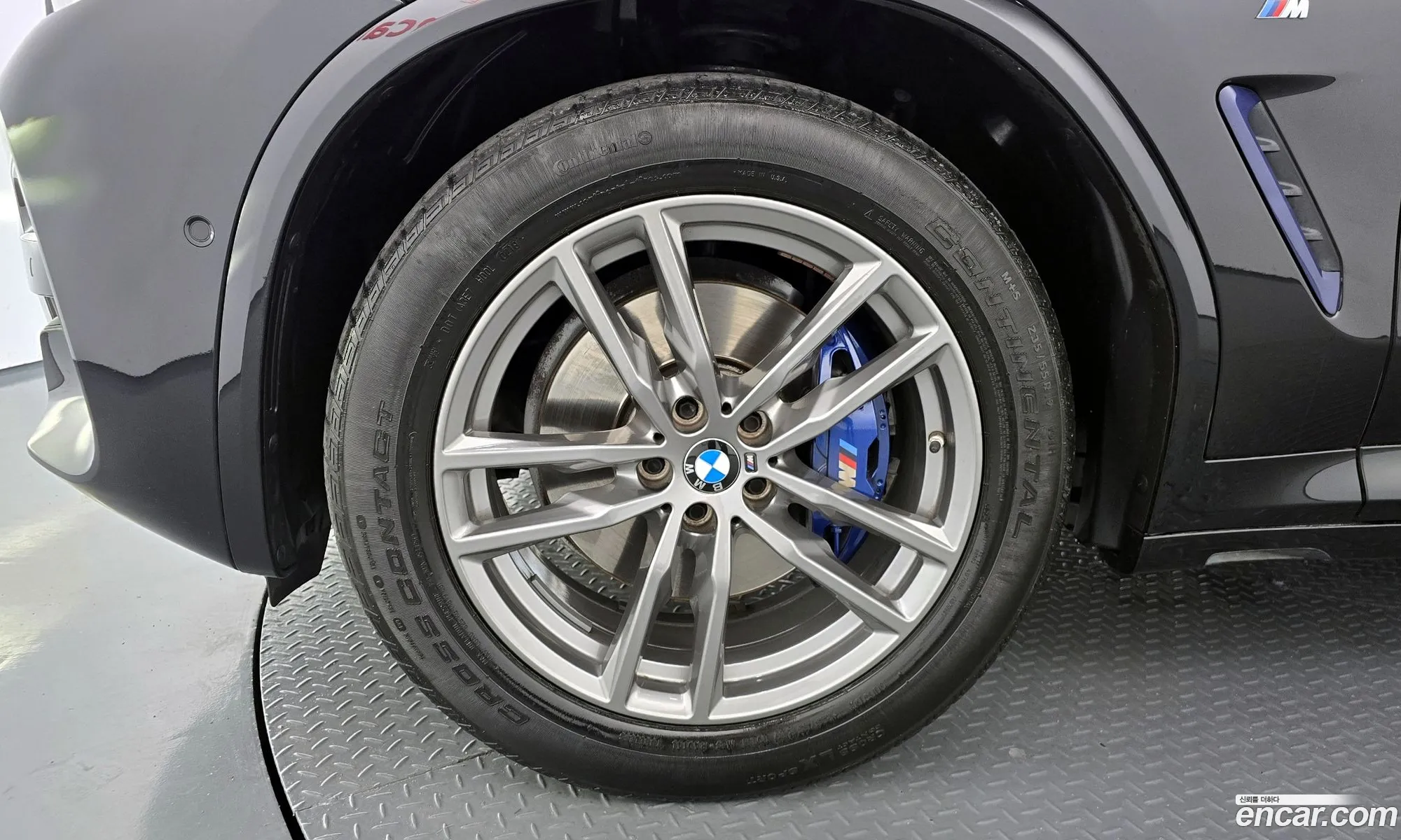 BMW X4 2019 WBAVJ1103KLF66131 — 10