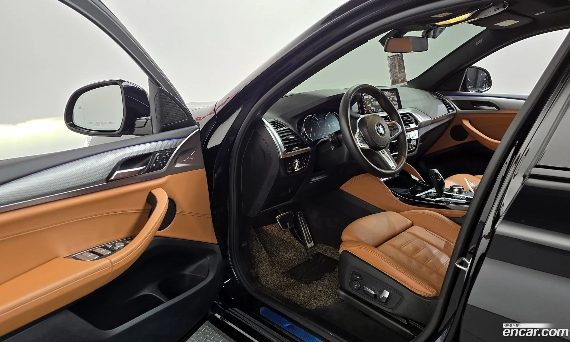 BMW X4 2019 WBAVJ1103KLF66131 — 32