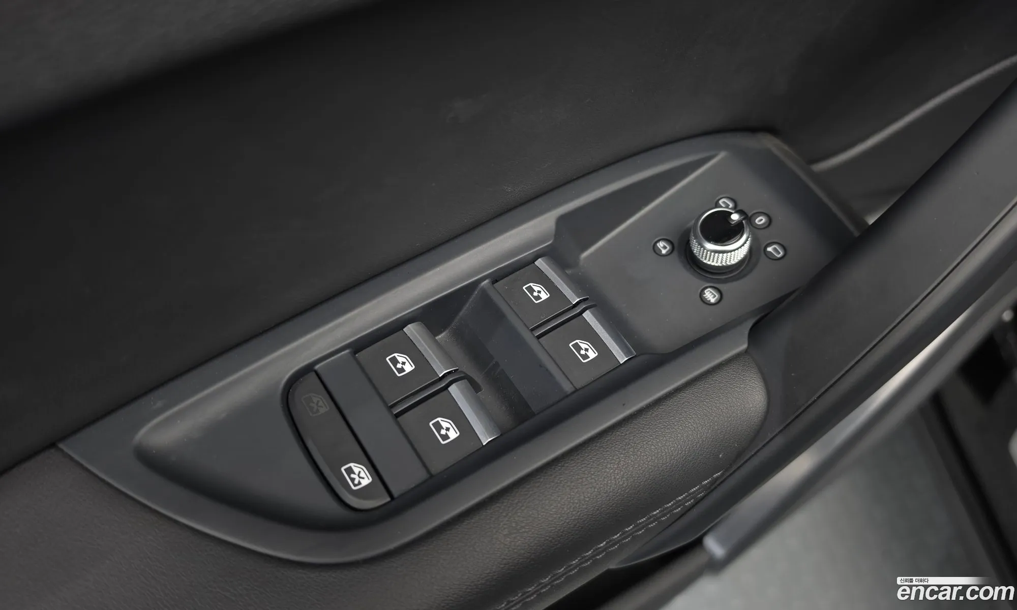 Audi Q5 2021 WAUZZZFY3M2105394 — 25
