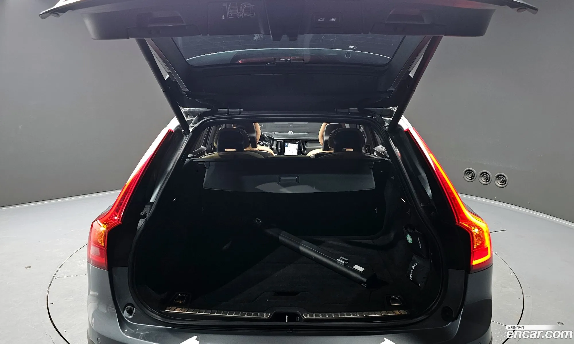 Volvo V90 Cross Country 2018 — 9