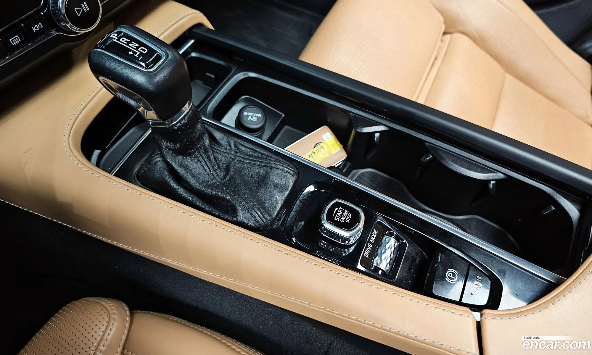 Volvo V90 Cross Country 2018 — 14