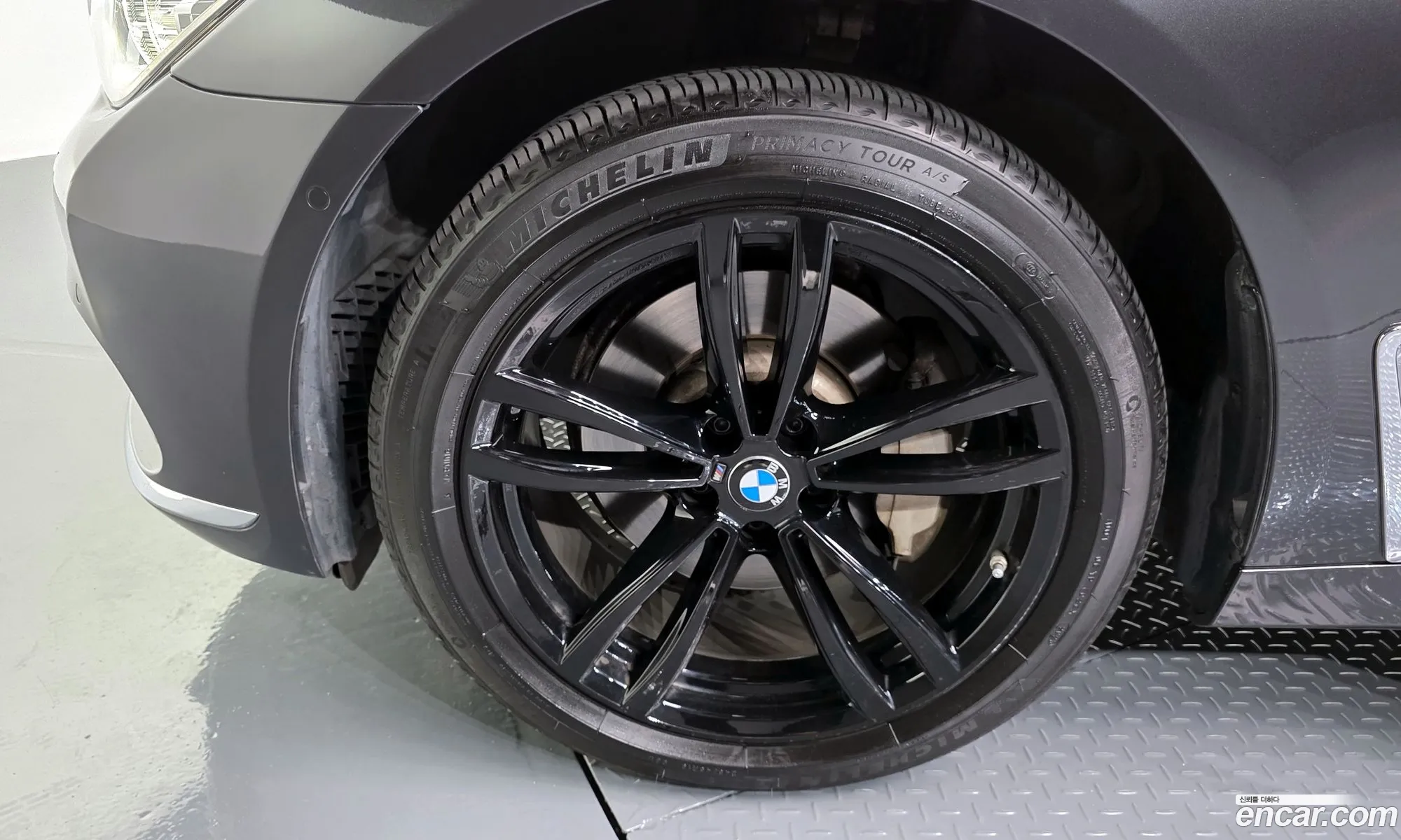 BMW 7 Series 2016 WBA7C4104GG525816 — 8