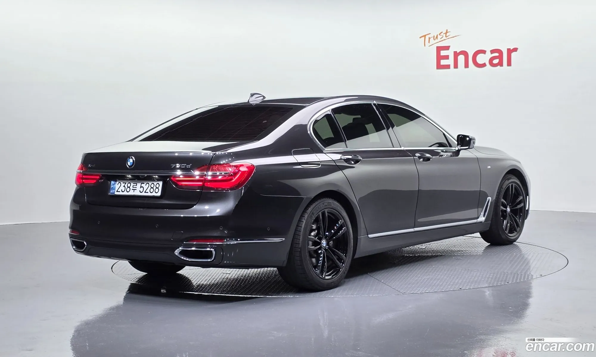 BMW 7 Series 2016 WBA7C4104GG525816 — 10