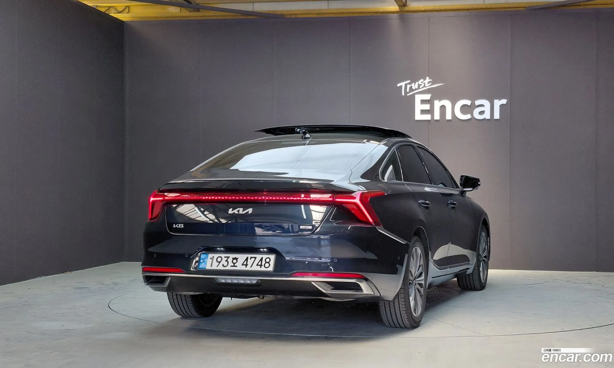 Kia K8 Hybrid 2022 — 26