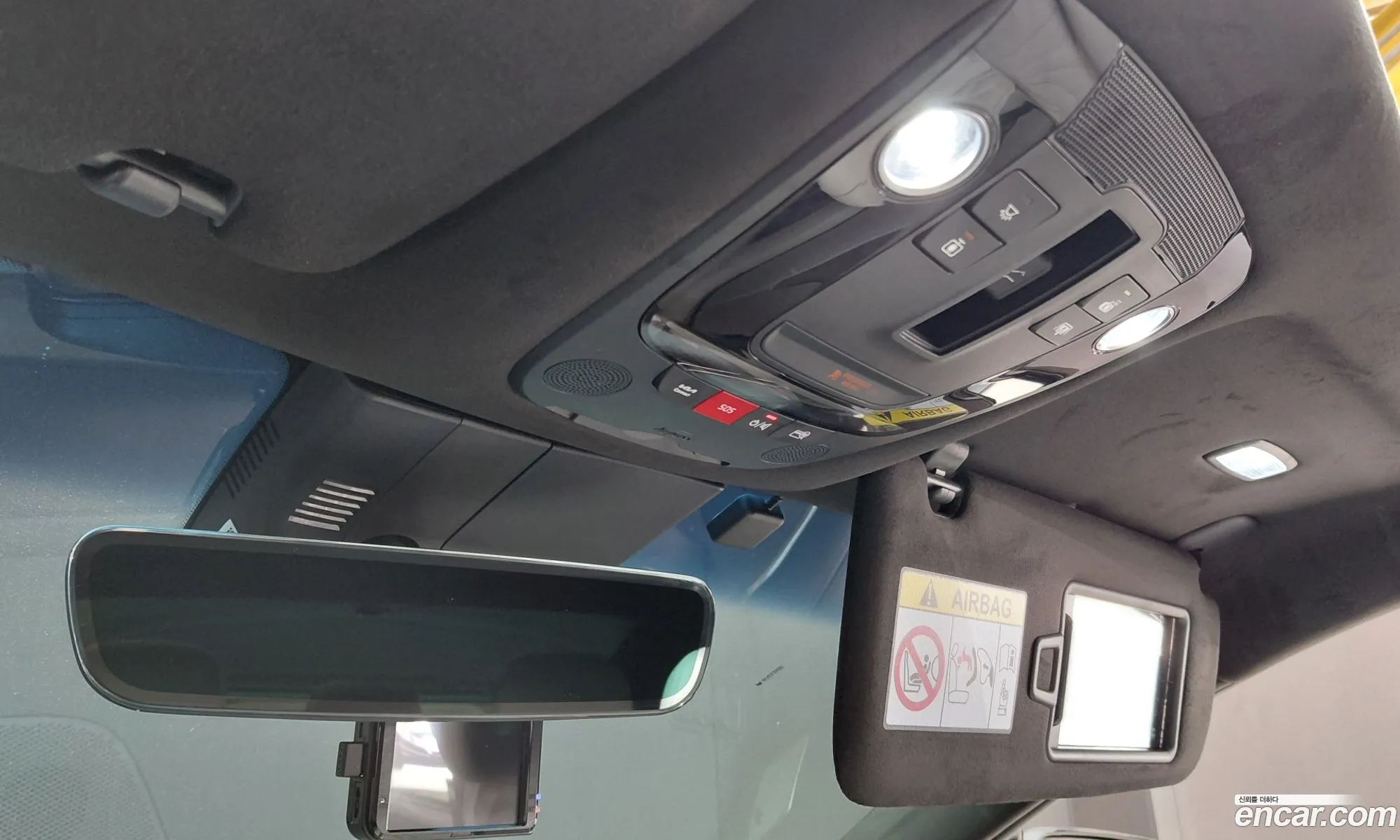Kia K8 Hybrid 2022 — 20