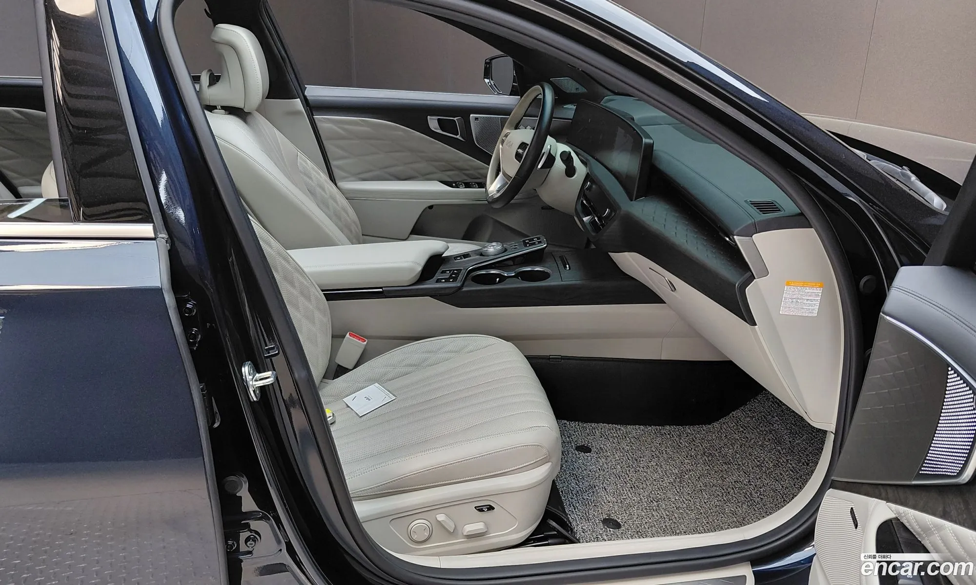 Kia K8 Hybrid 2022 — 6