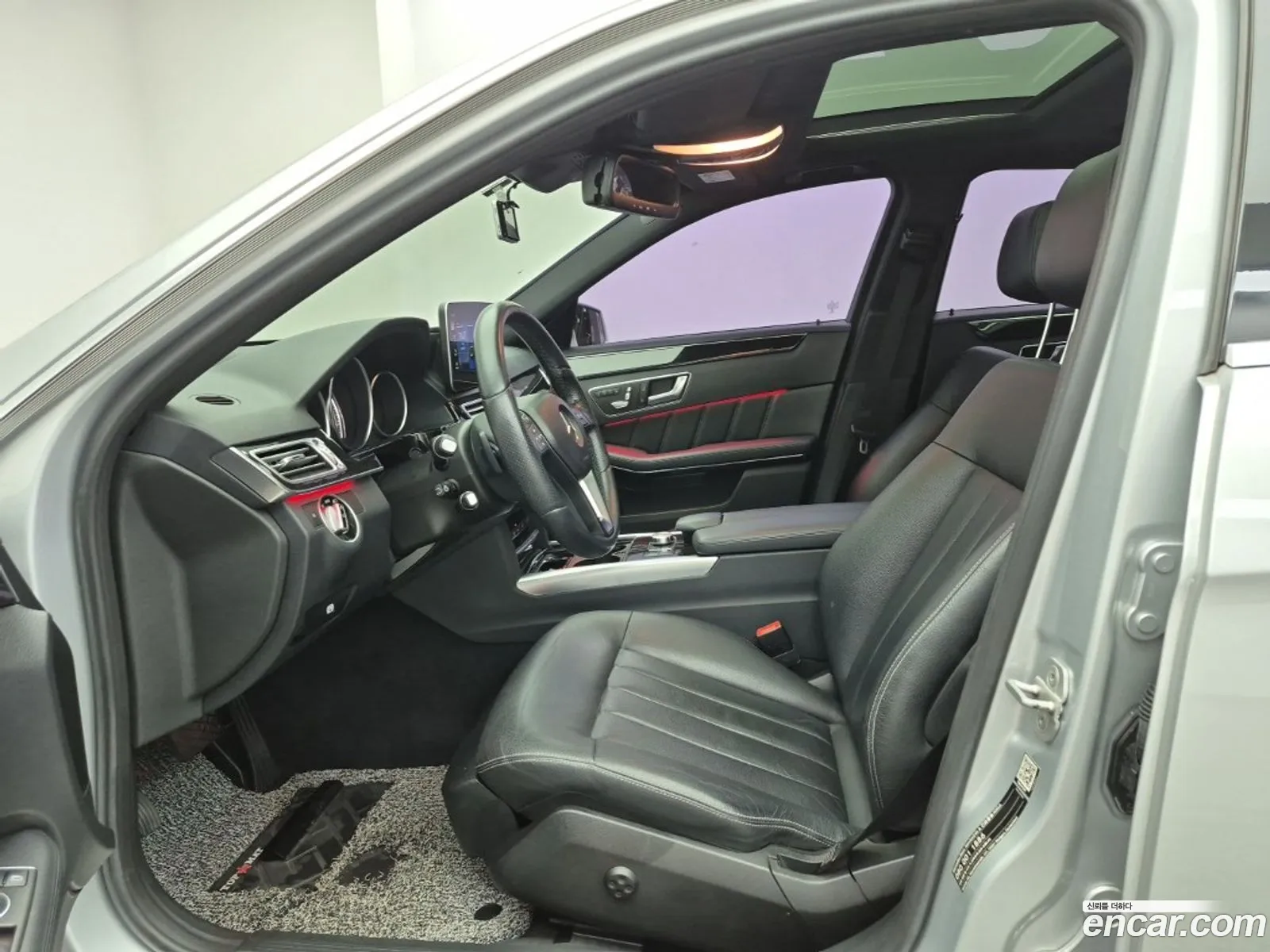Mercedes-Benz E-Class W212 2014 — 18