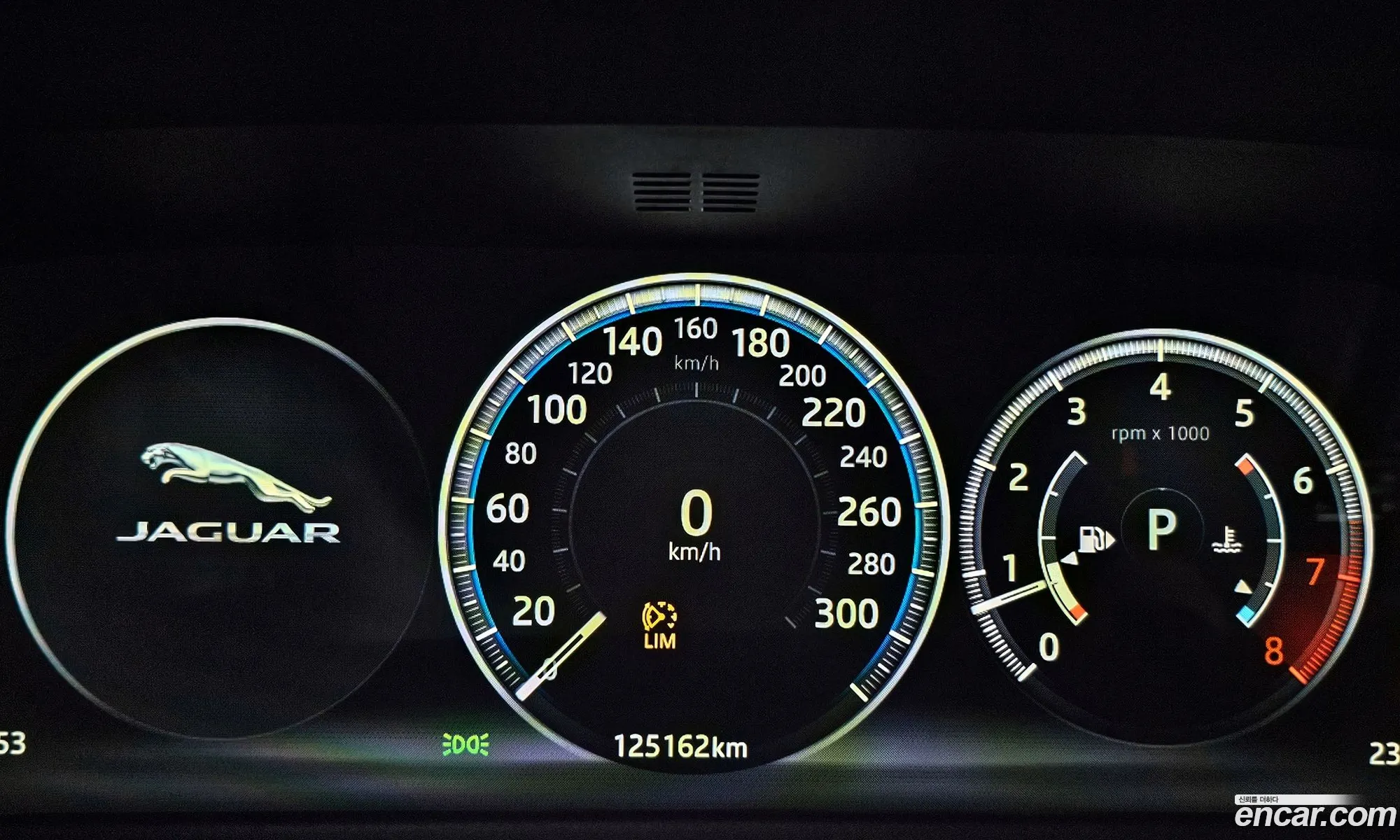 Jaguar XF 2016 SAJBA4BV0HCY31015 — 19