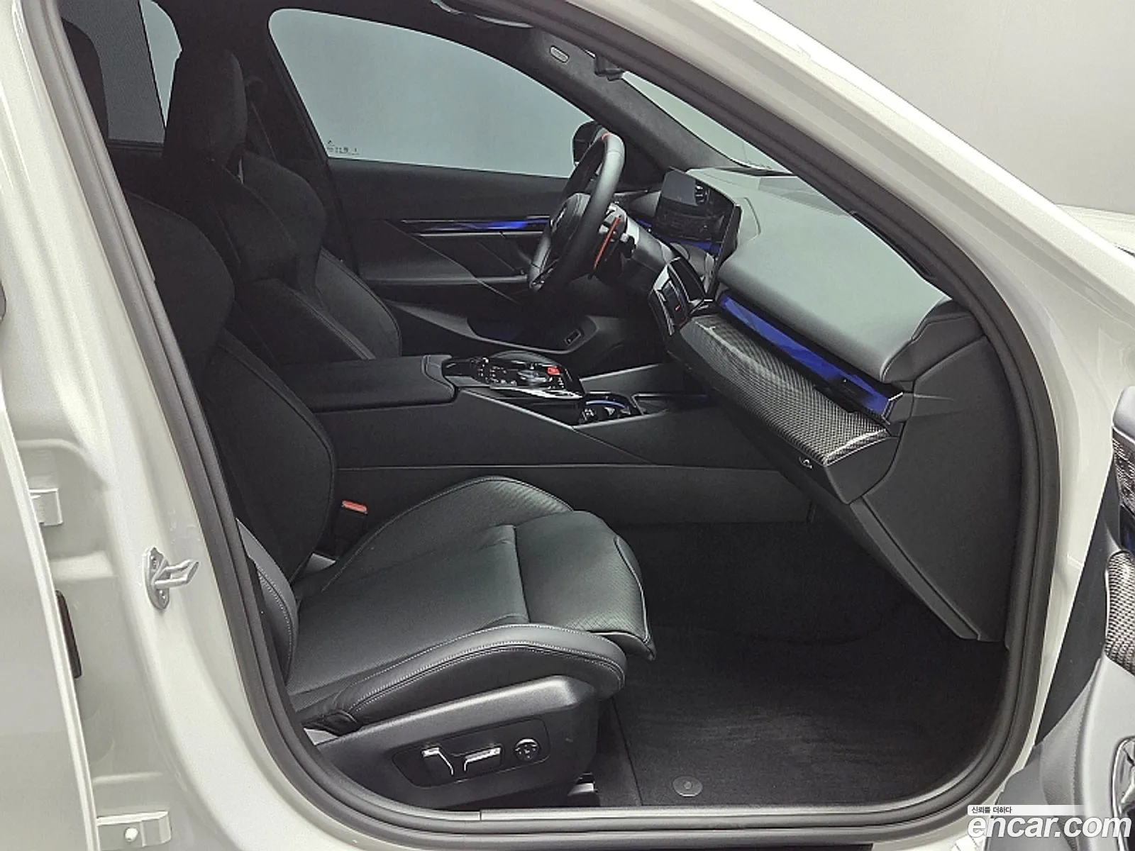 BMW M5 2025 — 16