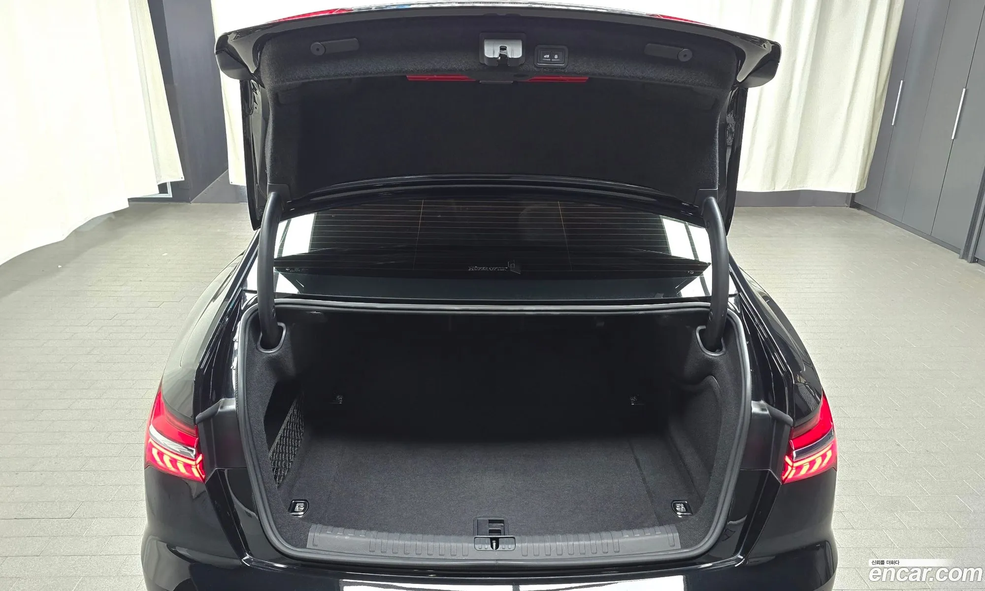 Audi A6 2021 WAUZZZF26MN009236 — 16