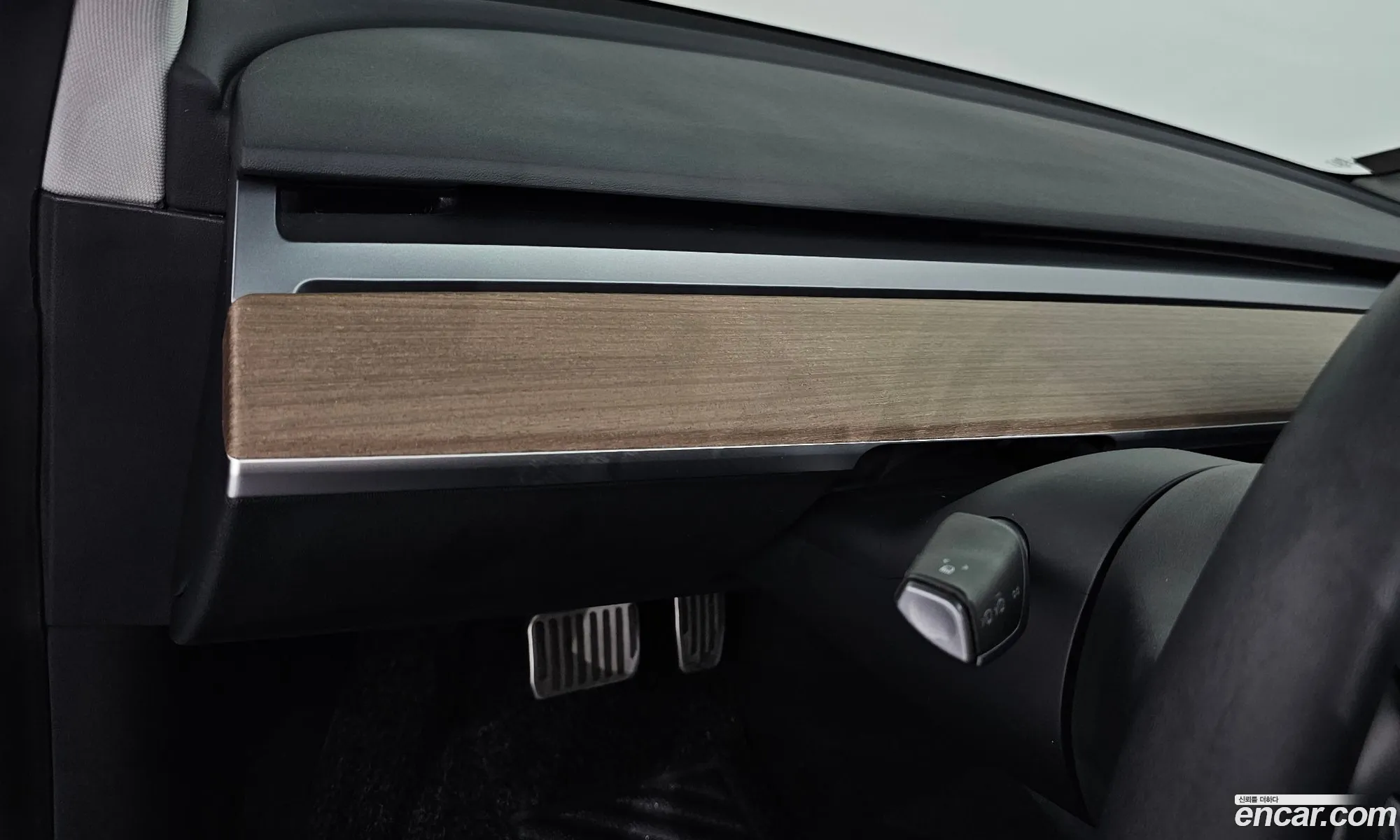 Tesla Model 3 2021 — 30
