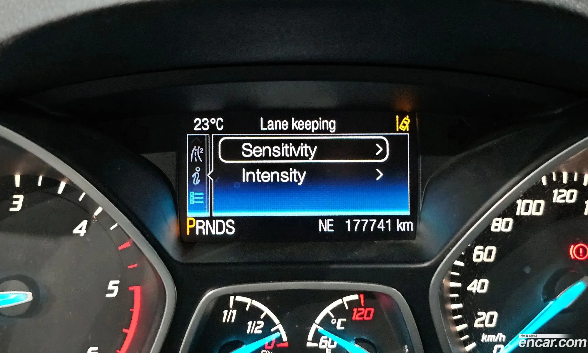 Ford Kuga 2016 WF0AXXWPMGFJ77976 — 20