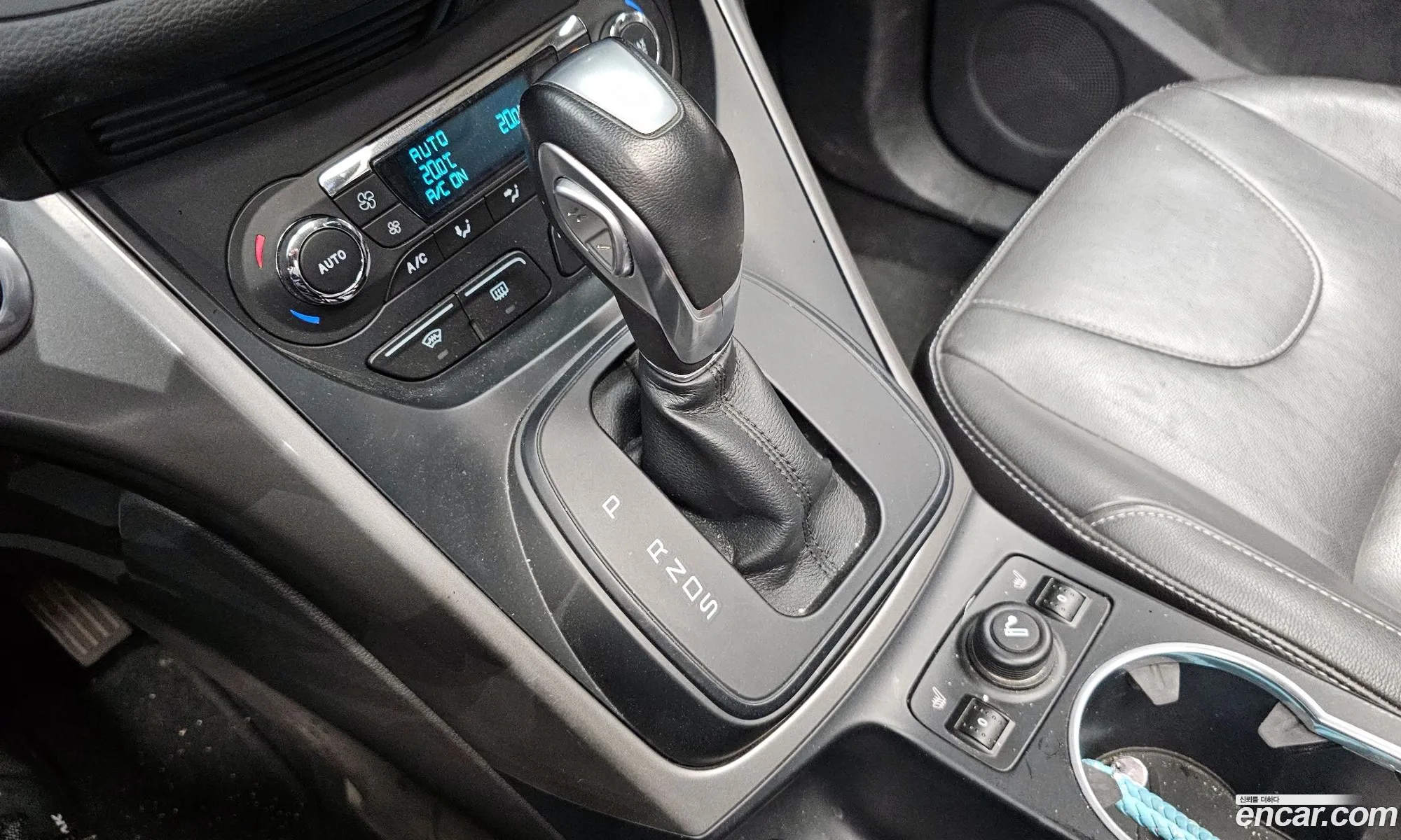 Ford Kuga 2016 WF0AXXWPMGFJ77976 — 14