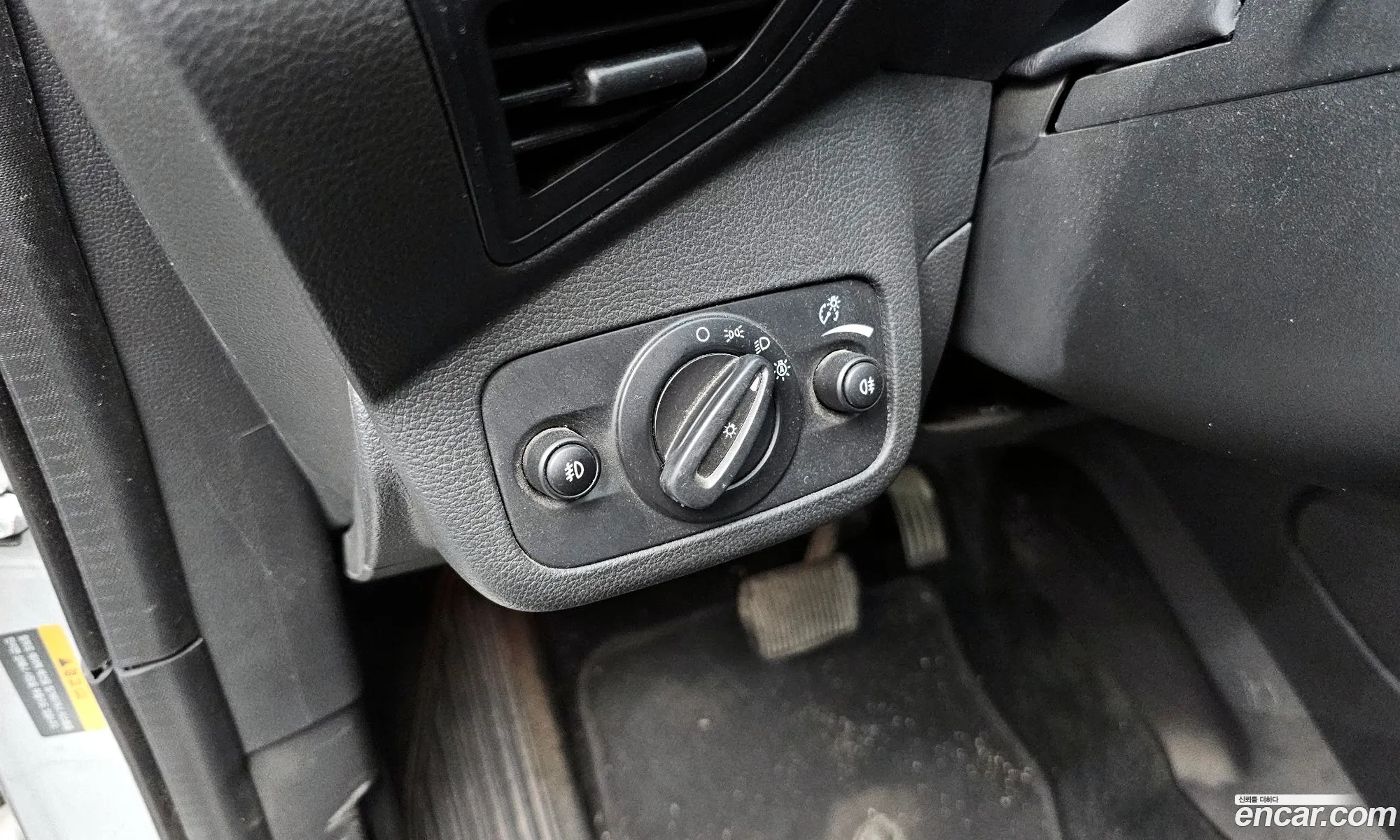 Ford Kuga 2016 WF0AXXWPMGFJ77976 — 10