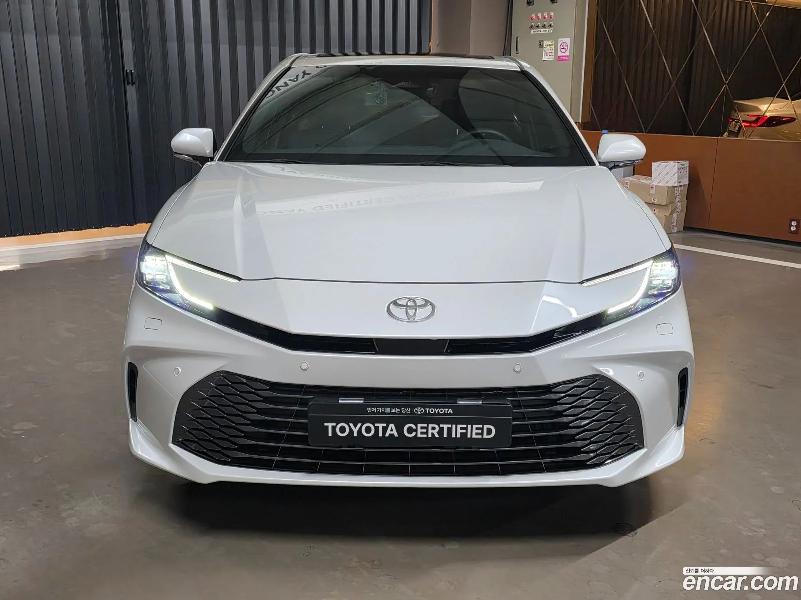 Toyota Camry 2025 — 14