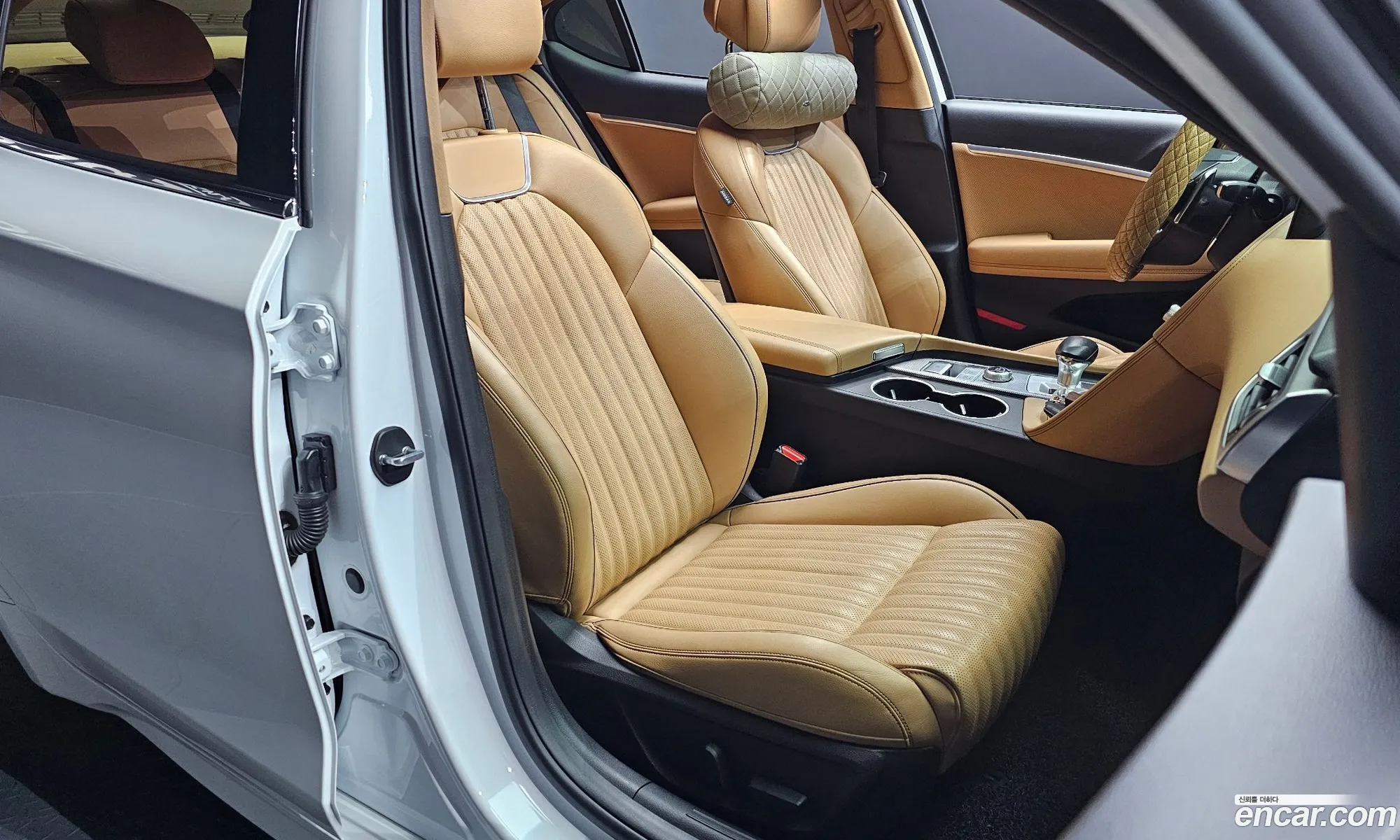 Genesis G70 2021 — 21