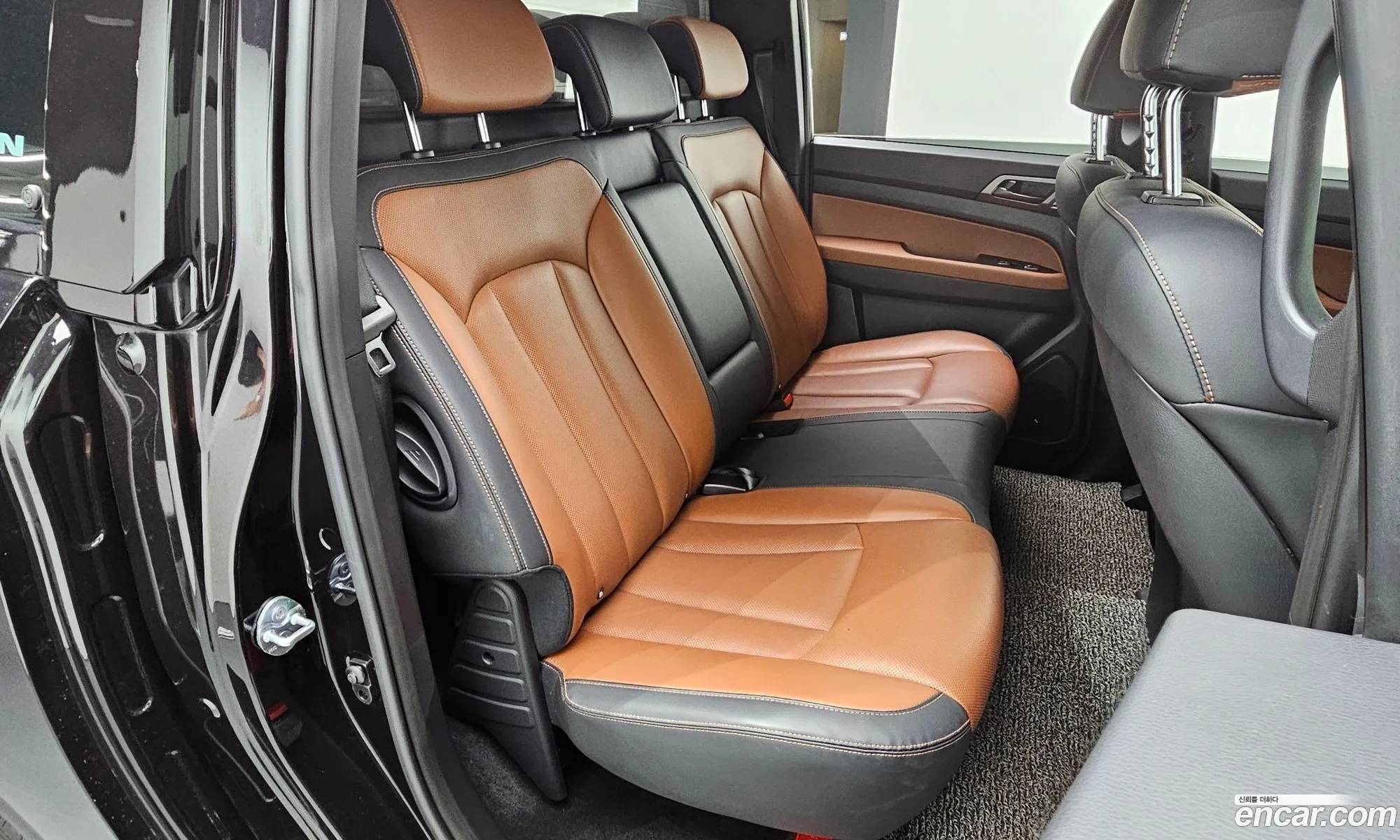 KG Mobility (SsangYong) Rexton Sports Khan 2019 — 28