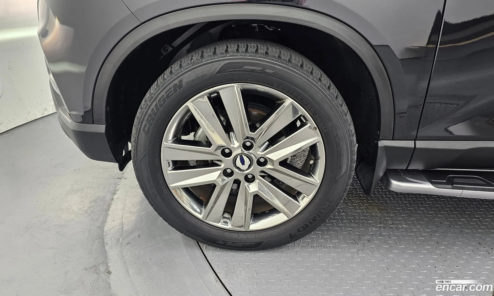 KG Mobility (SsangYong) Rexton Sports Khan 2019 — 10