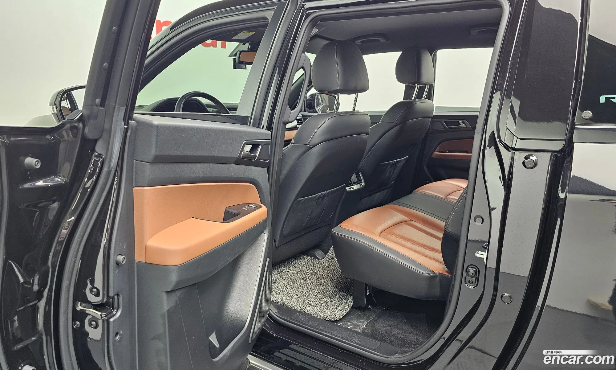 KG Mobility (SsangYong) Rexton Sports Khan 2019 — 22