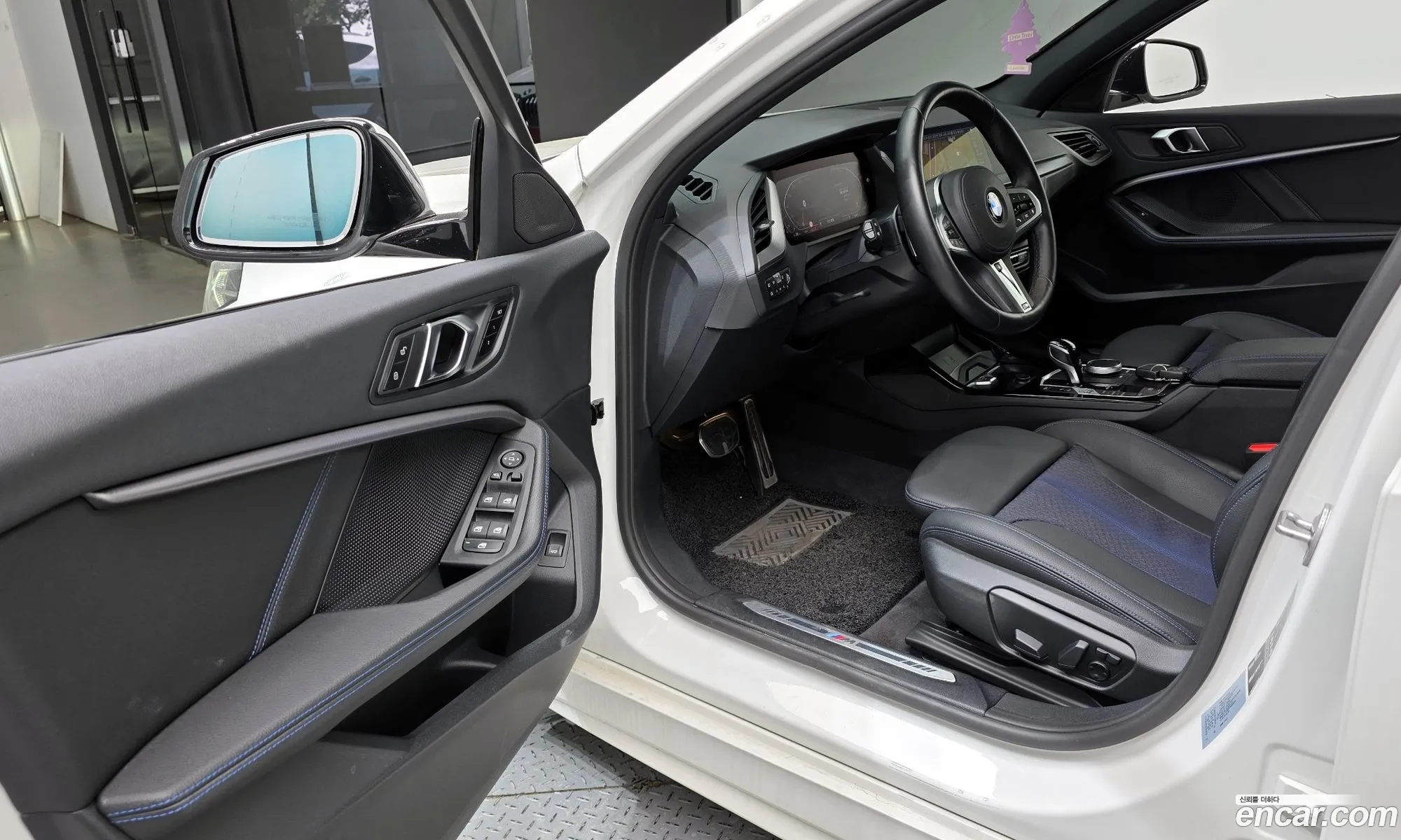 BMW 1 Series 2023 — 13