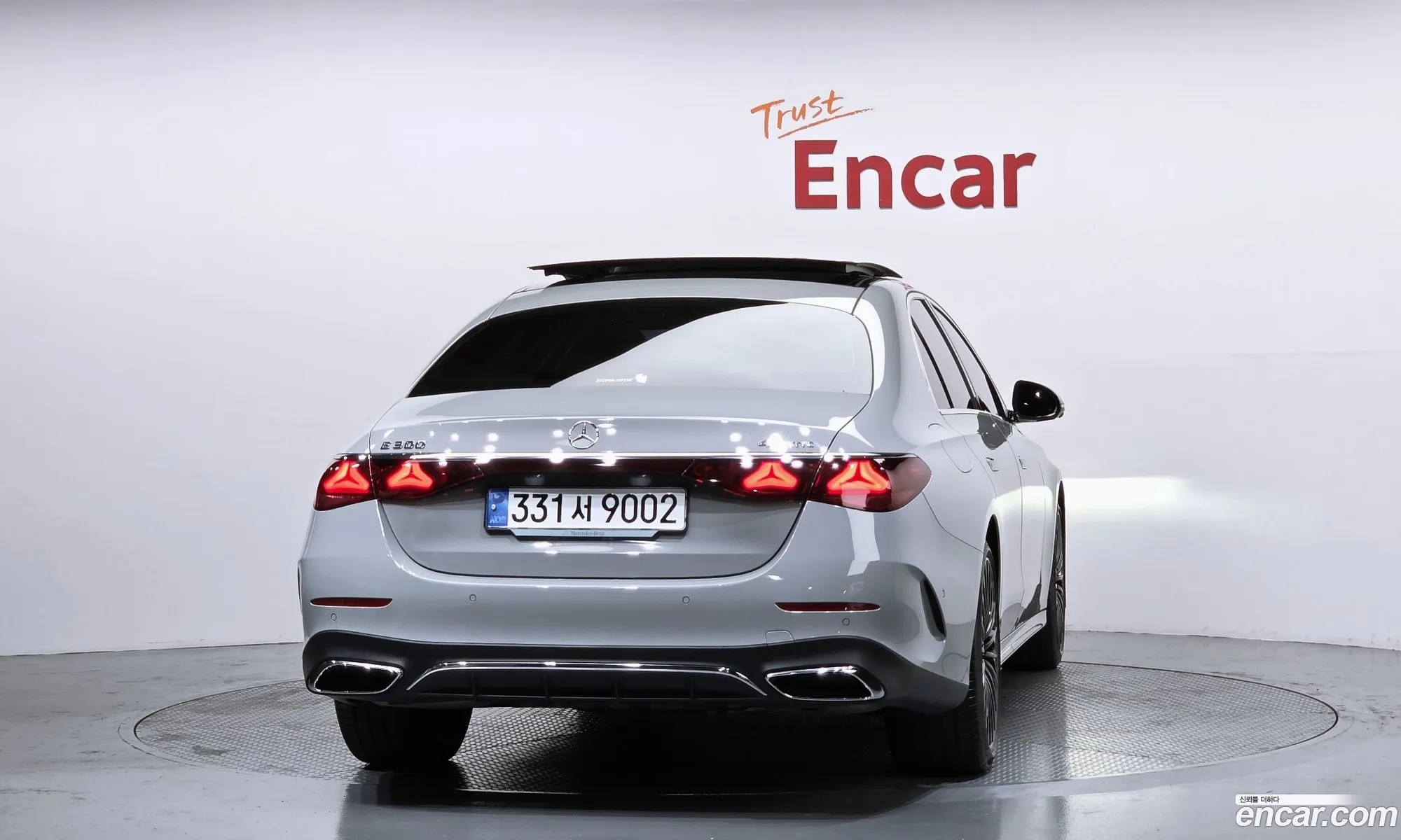 Mercedes-Benz E-Class W214 2024 — 16