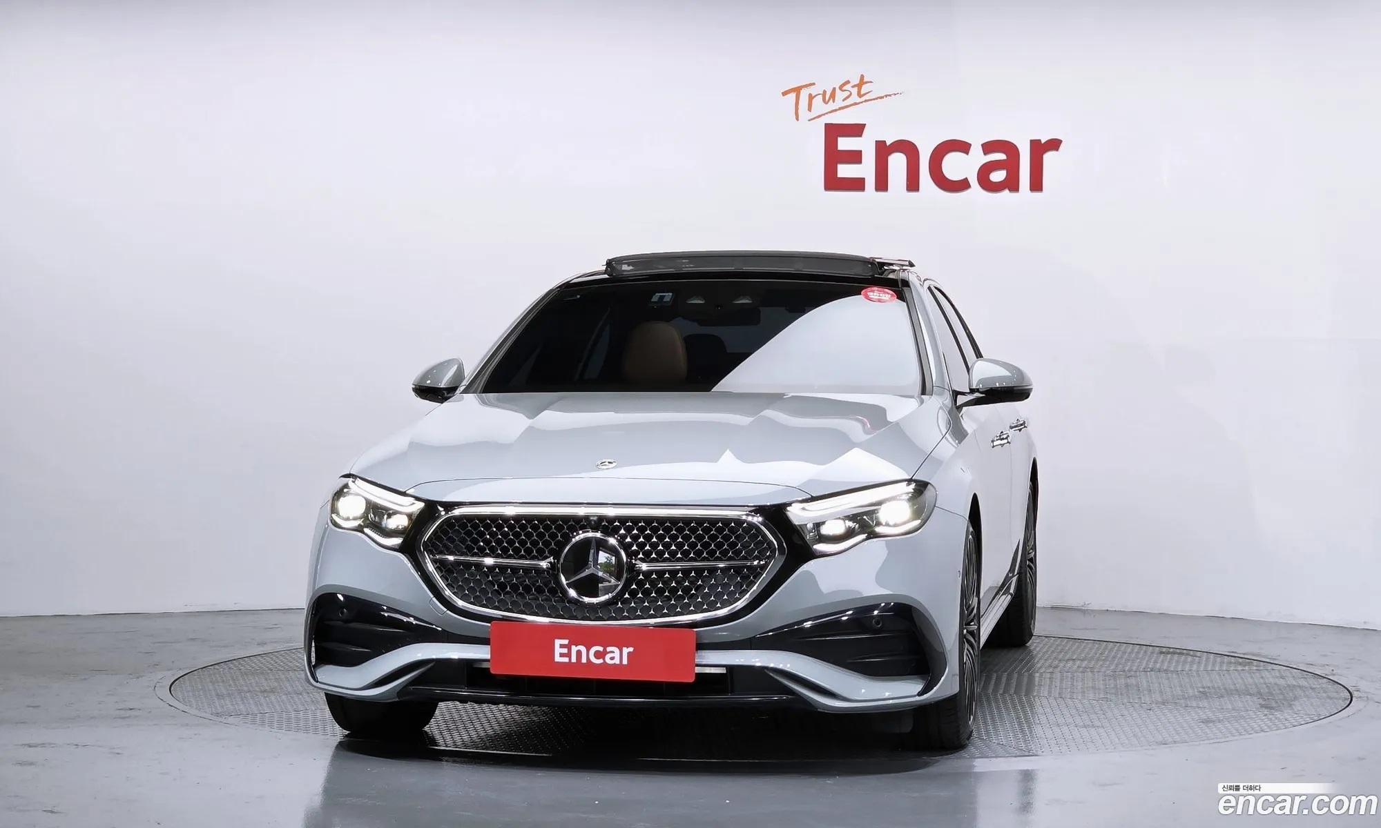 Mercedes-Benz E-Class W214 2024 — 19