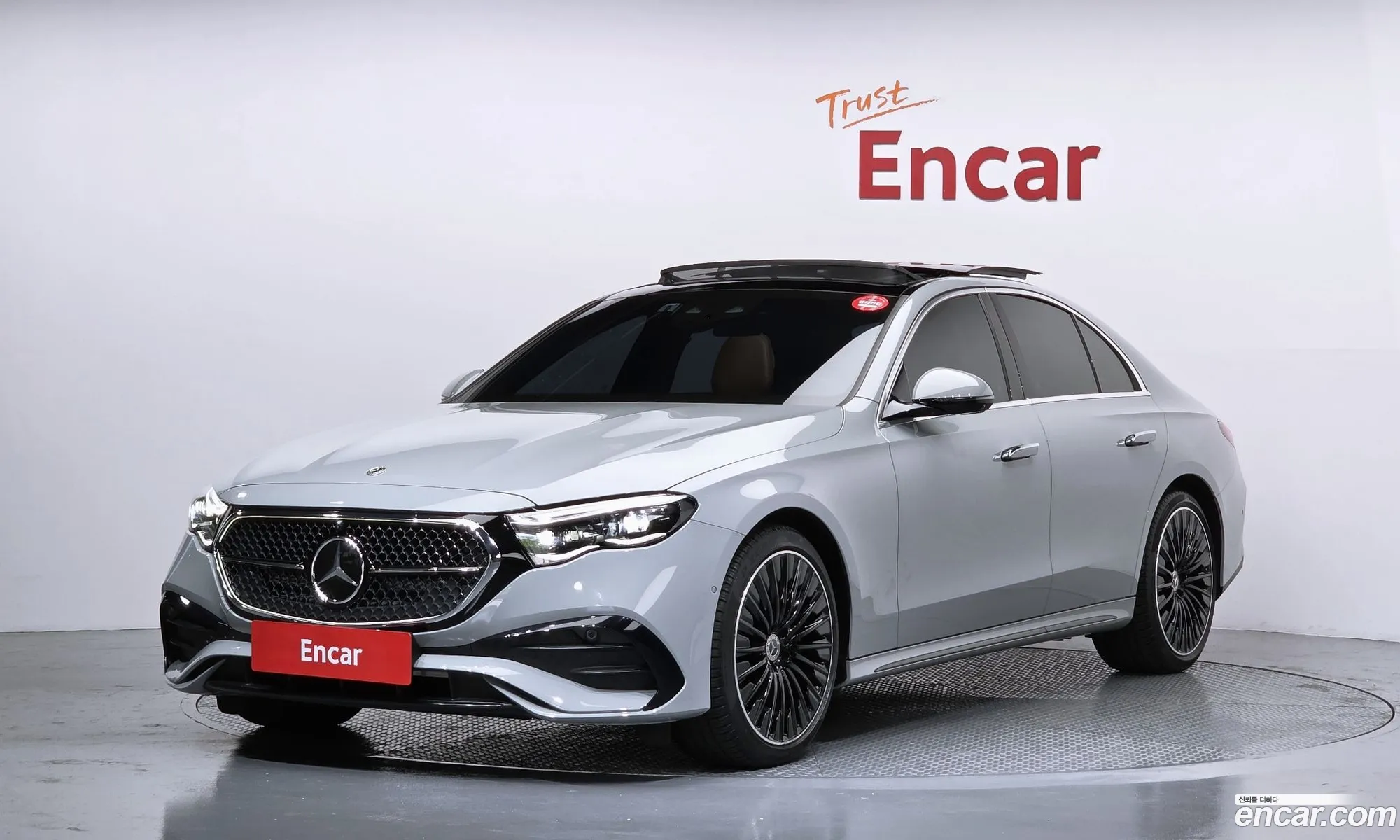 Mercedes-Benz E-Class W214 2024 — 6