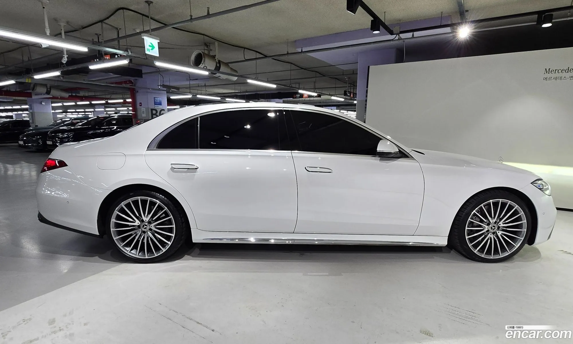 Mercedes-Benz S-Class W223 2025 — 19