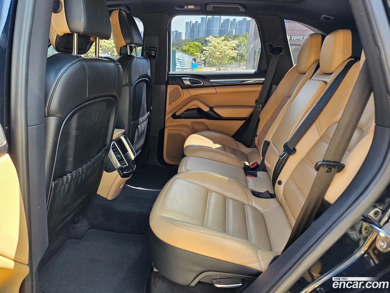 Porsche Cayenne 2016 — 13
