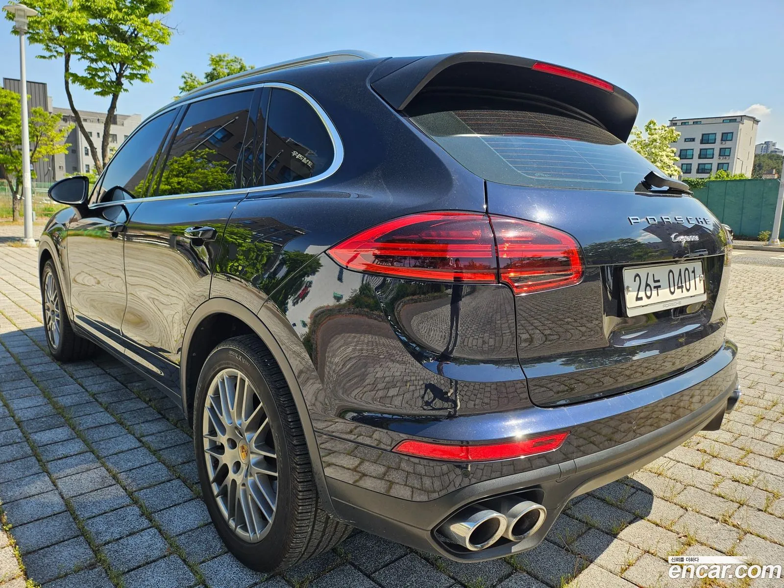 Porsche Cayenne 2016 — 14
