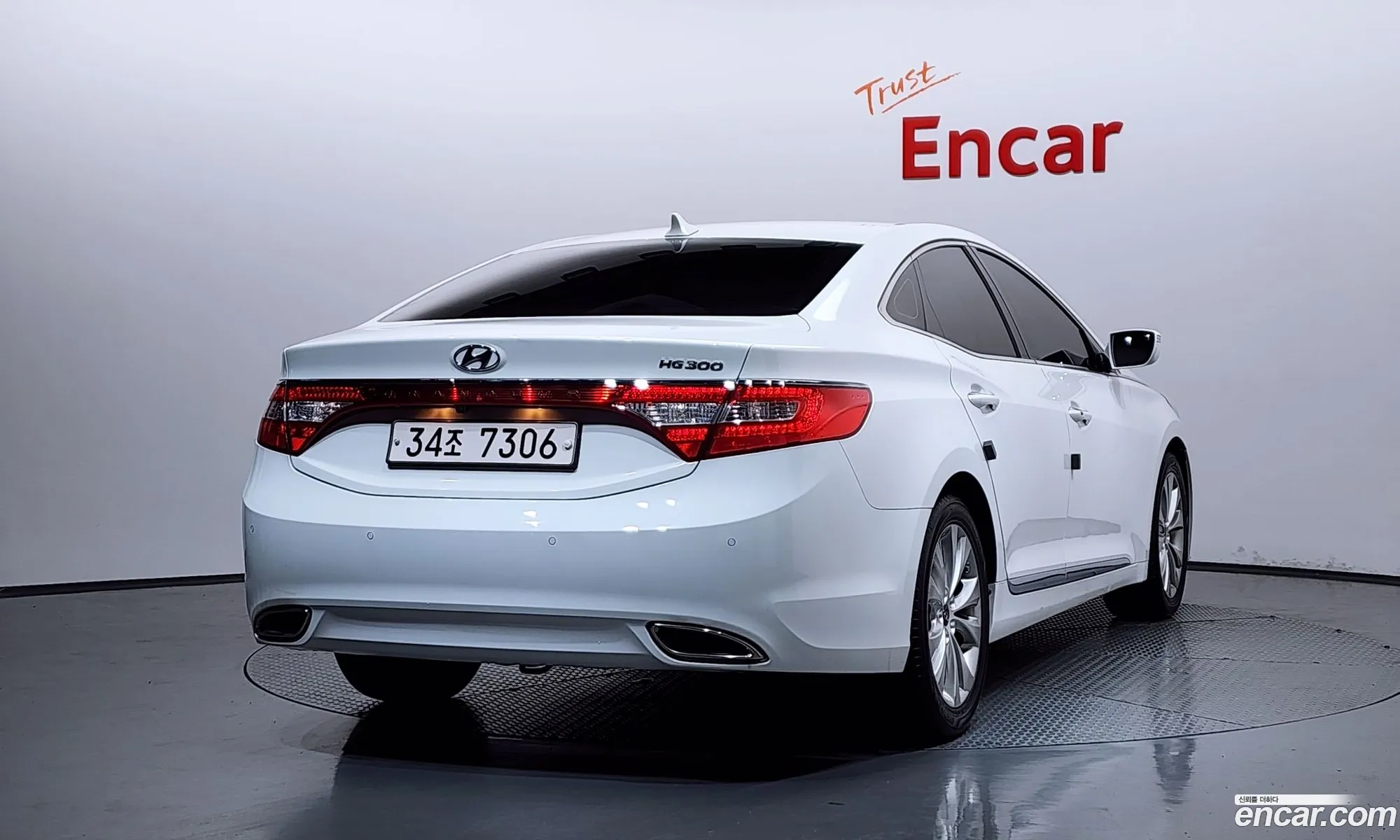 Hyundai Grandeur HG 2012 — 29