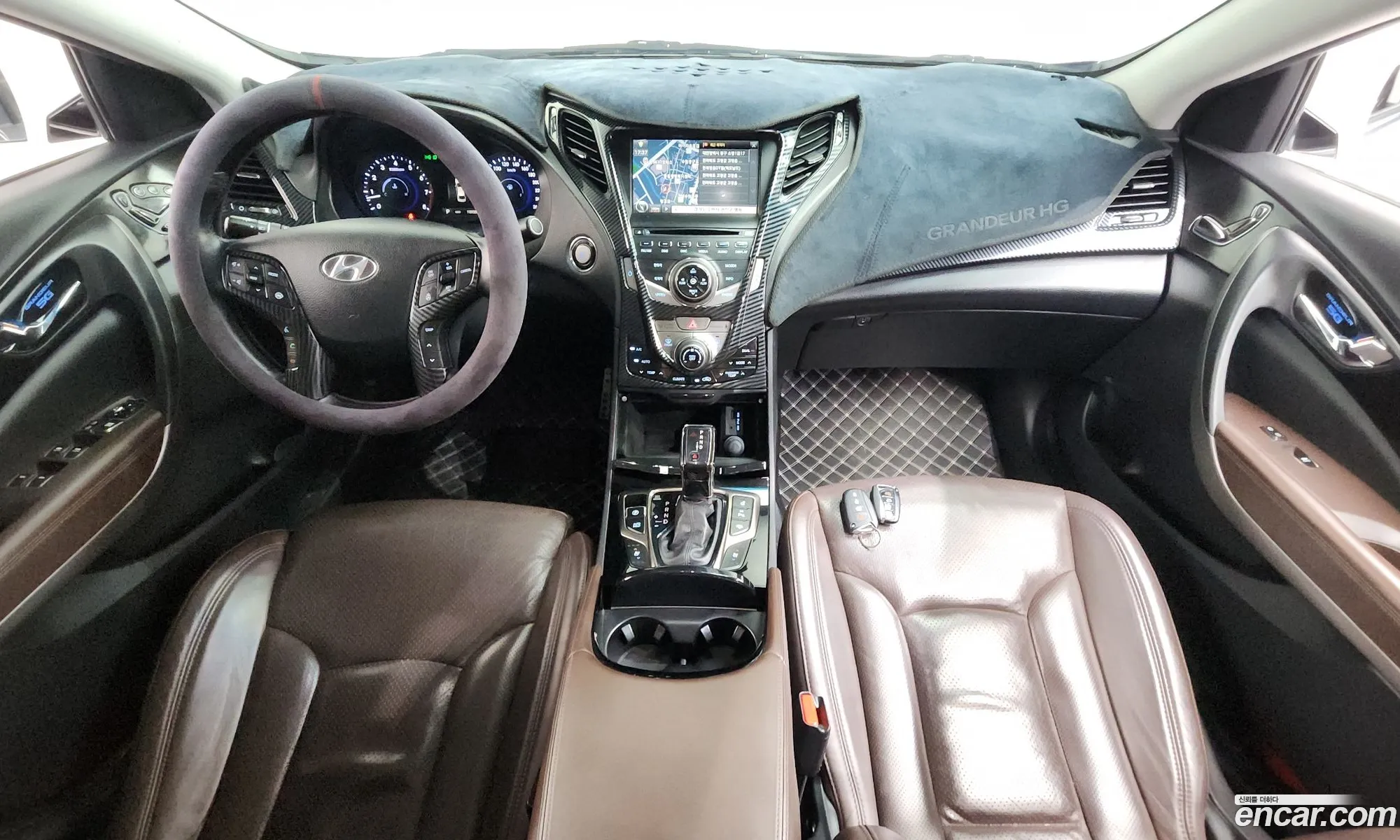 Hyundai Grandeur HG 2012 — 24