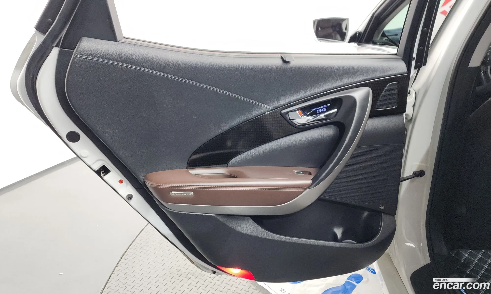 Hyundai Grandeur HG 2012 — 5
