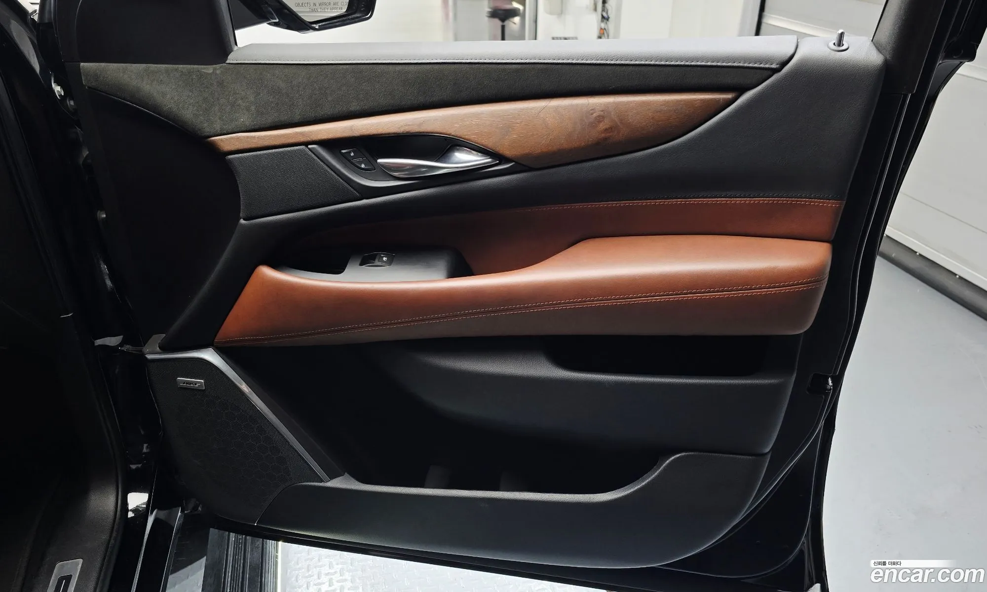 Cadillac Escalade 2019 — 11