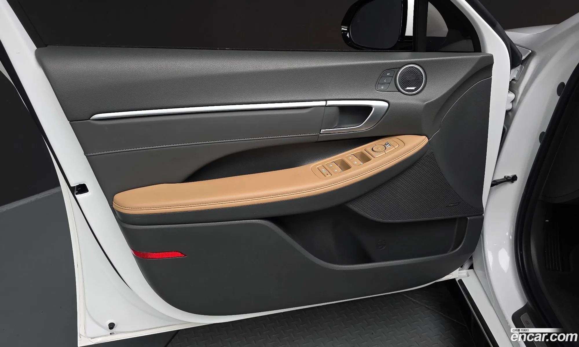 Hyundai Sonata the Edge 2023 — 26
