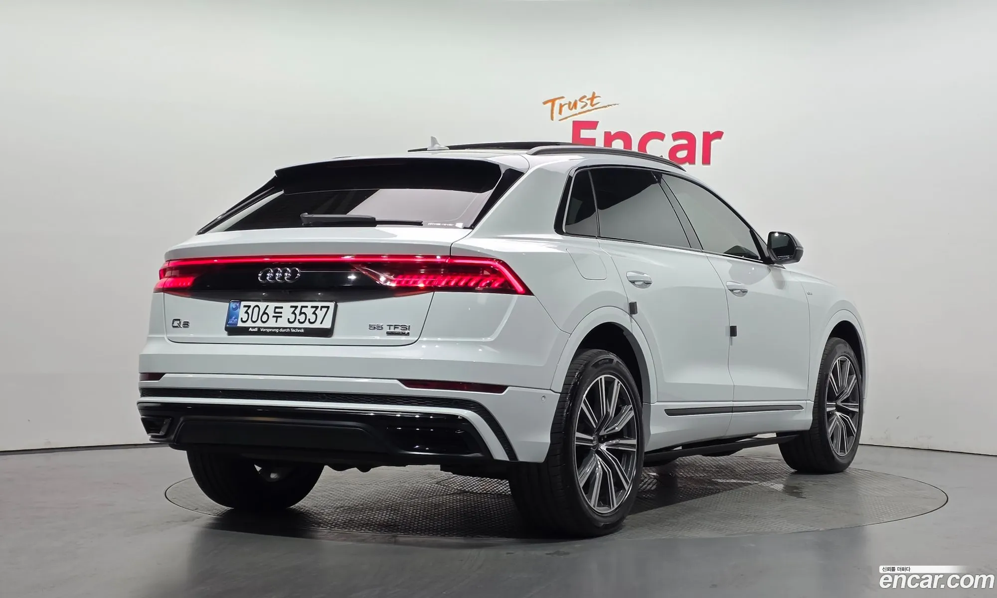 Audi Q8 2021 — 11