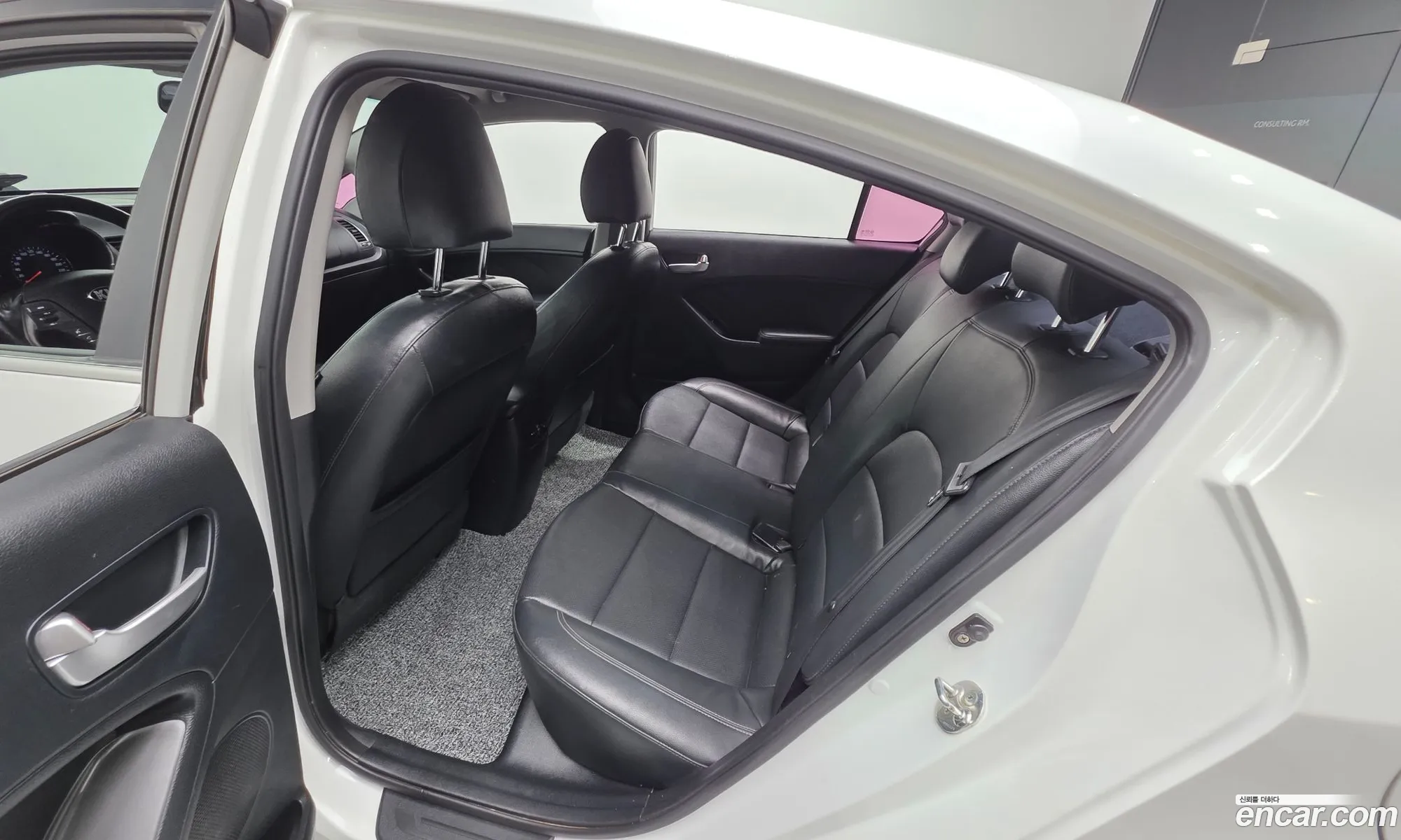Kia K3 2014 — 3