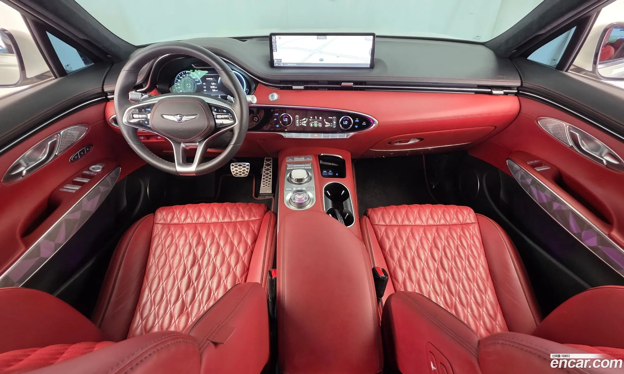 Genesis GV70 2022 — 25