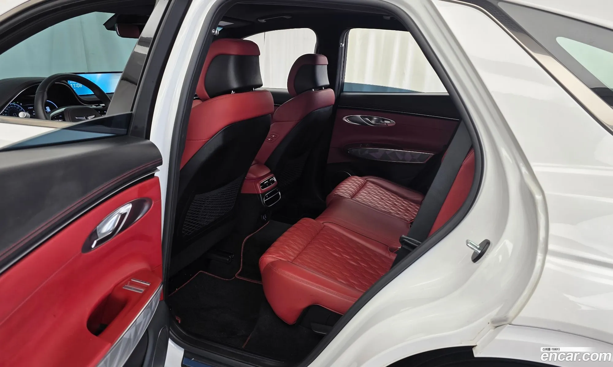 Genesis GV70 2022 — 15