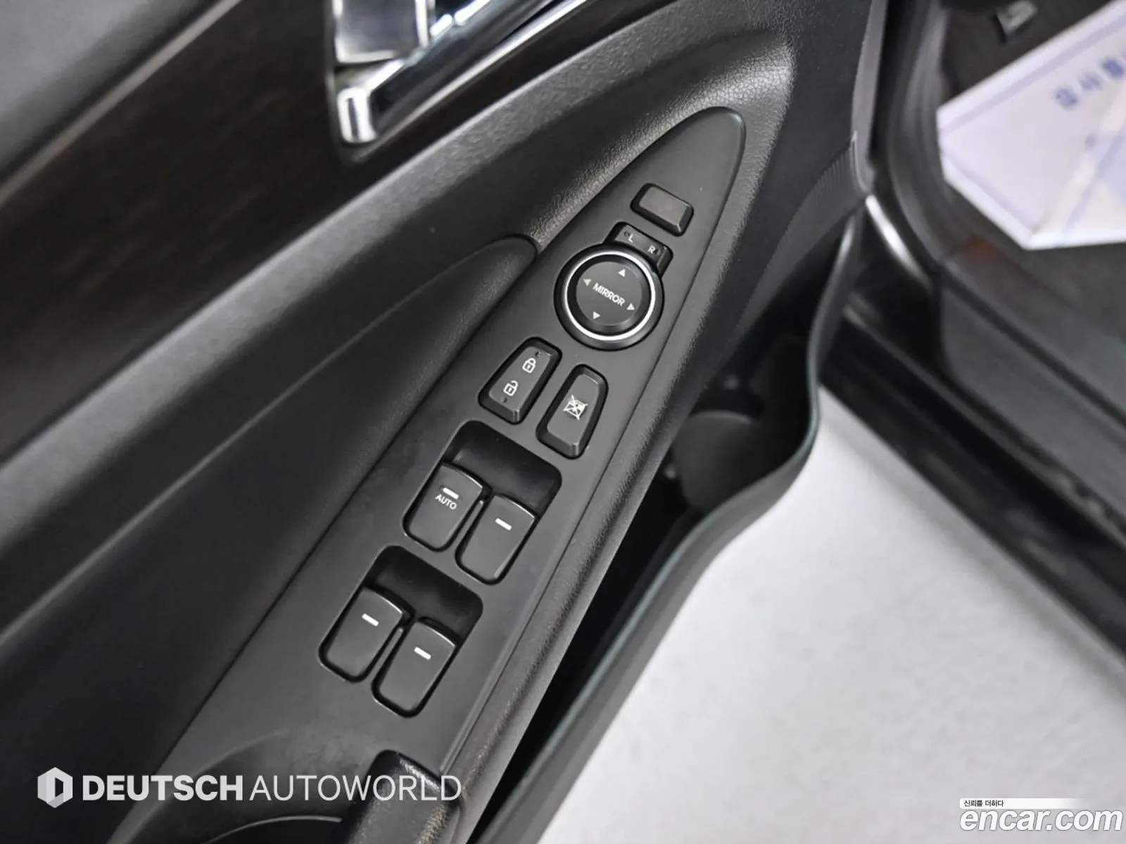 Hyundai YF Sonata 2012 — 20
