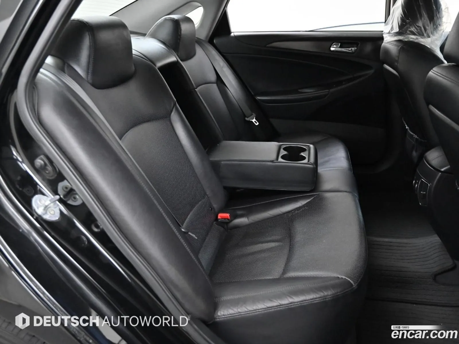Hyundai YF Sonata 2012 — 5