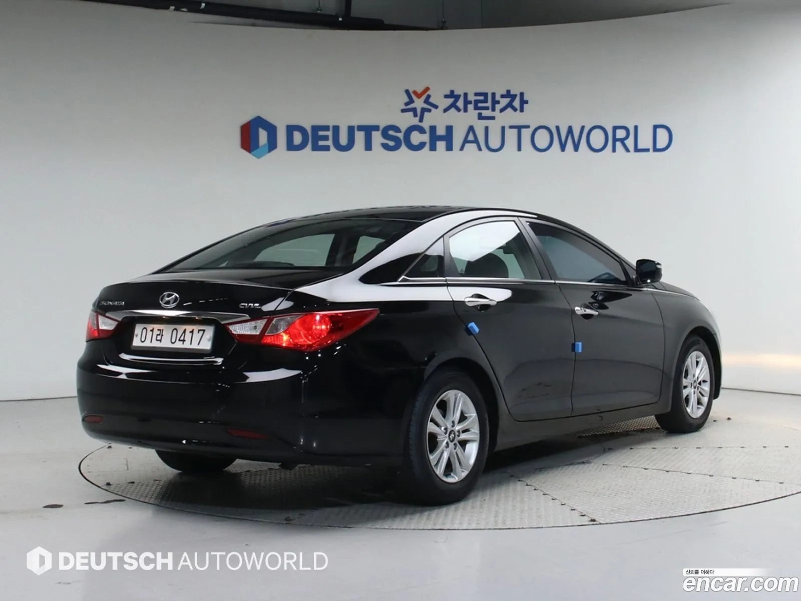 Hyundai YF Sonata 2012 — 9