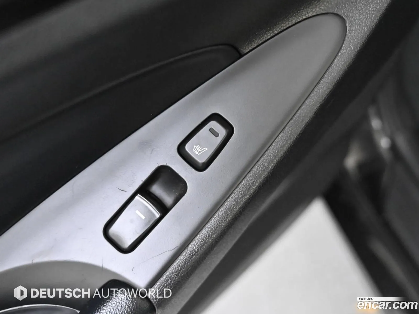 Hyundai YF Sonata 2012 — 6
