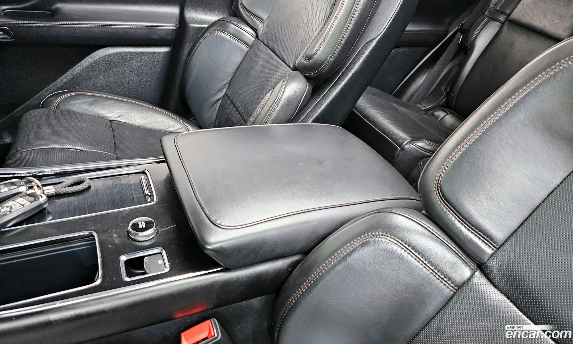 Lincoln Aviator 2021 5LM5J7XC9MGL08656 — 27