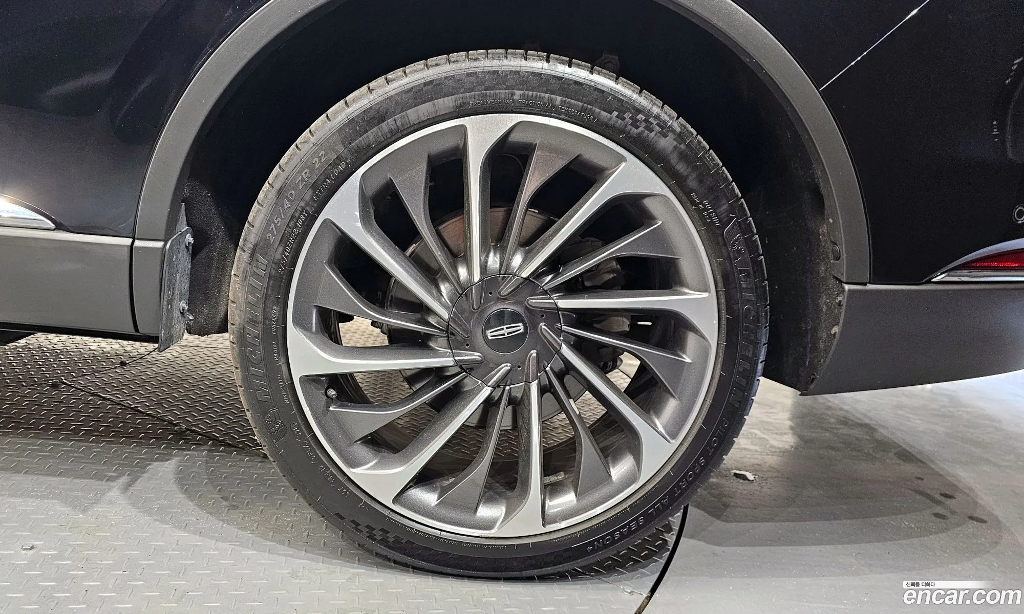 Lincoln Aviator 2021 5LM5J7XC9MGL08656 — 10